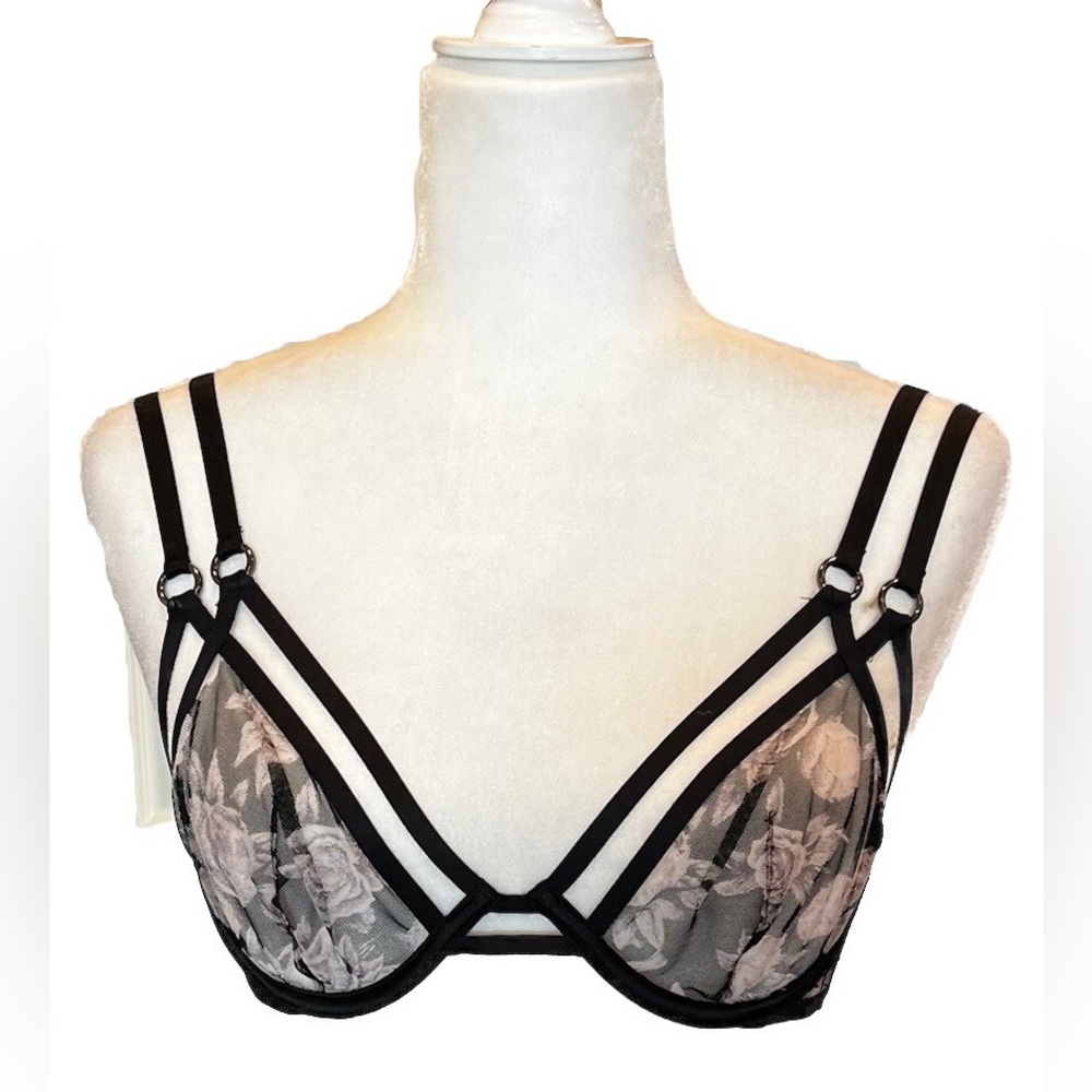 Victoria's Secret | 34c| Very Sexy sheer floral strappy bra